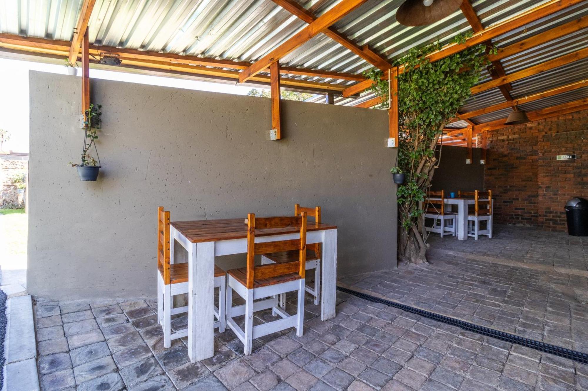 Bosveld In Die Stad 2 Guesthouse Alberton Eksteriør bilde