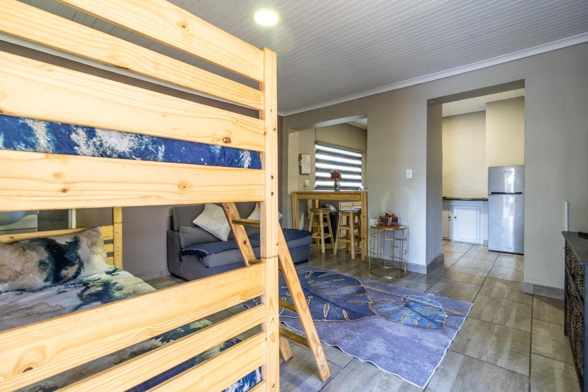 Bosveld In Die Stad 2 Guesthouse Alberton Eksteriør bilde